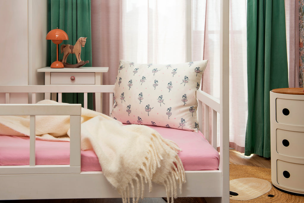 Pirouette Zippered Pillowcase
